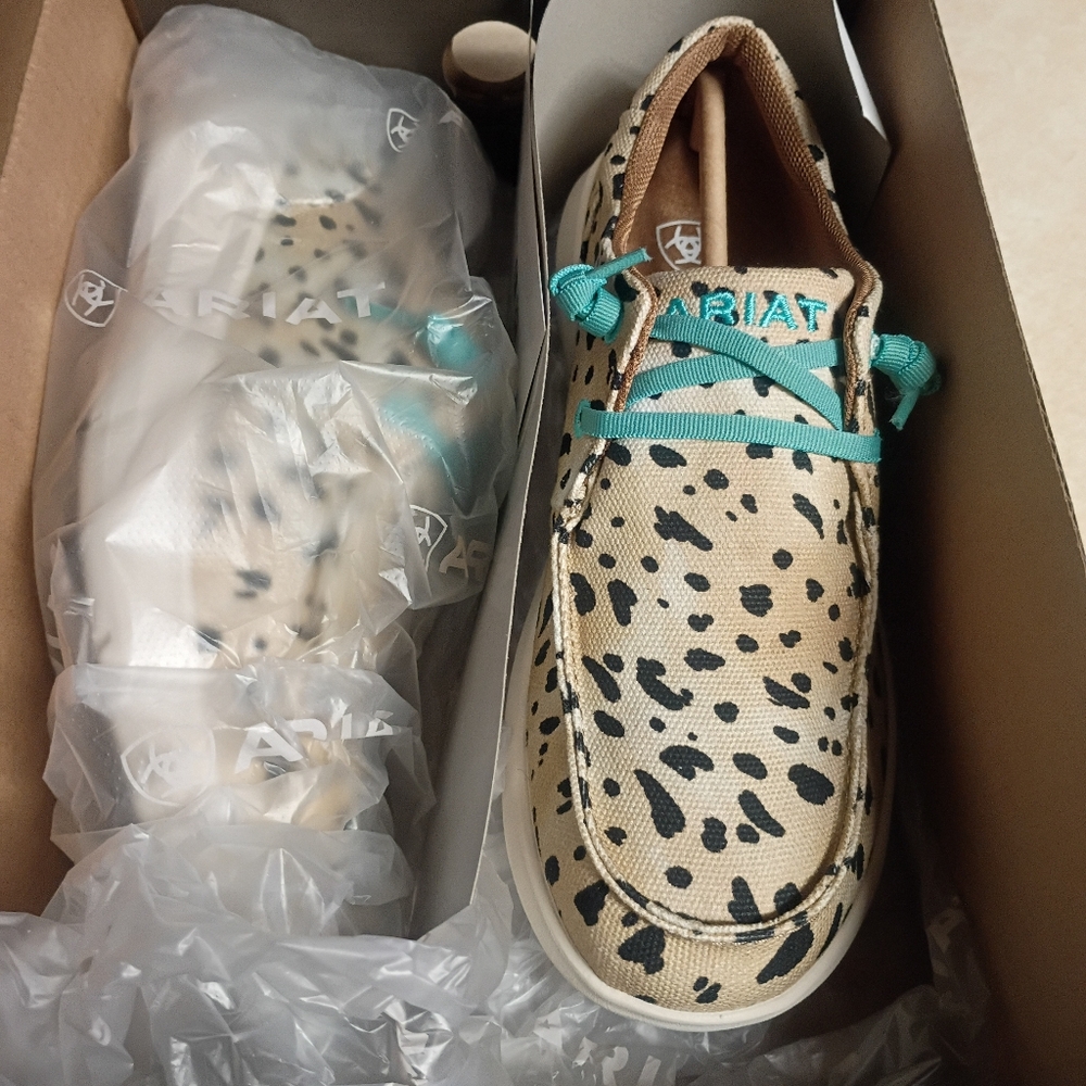 Ariat Women Leopard-Print Hilo with Teal Laces
